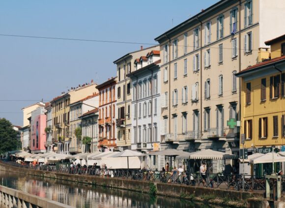 เที่ยวยุโรป 15 วัน 3 ประเทศ 7 เมือง – EP.3 Milan (ทั้งใน + นอกเมือง) ประเทศอิตาลี  :}