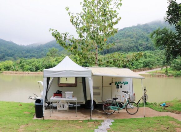 เที่ยวชิลล์ๆ นอนรถบ้าน ที่ ‘ สวนละไม แคมป์ ’ จ.ระยอง