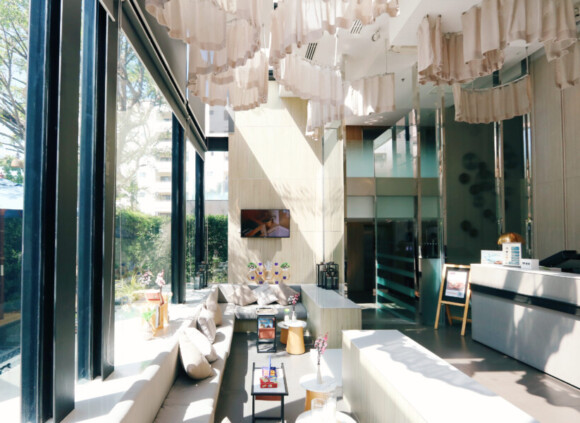 โรงแรมพัทยา ราคาน่ารัก 2 ใบเทามีทอน “Aster Hotel and Residence Pattaya”